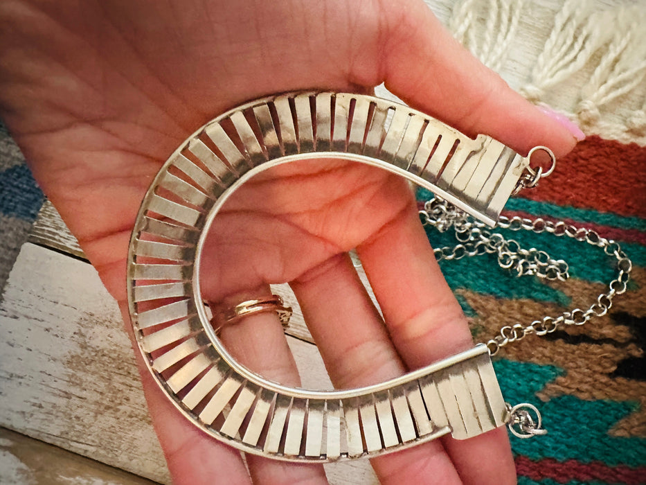 Navajo Sterling Silver Horseshoe Necklace