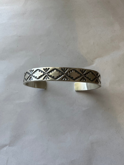 Beautiful Navajo Hand Stamped Bracelet Cuff Signed S.Tso