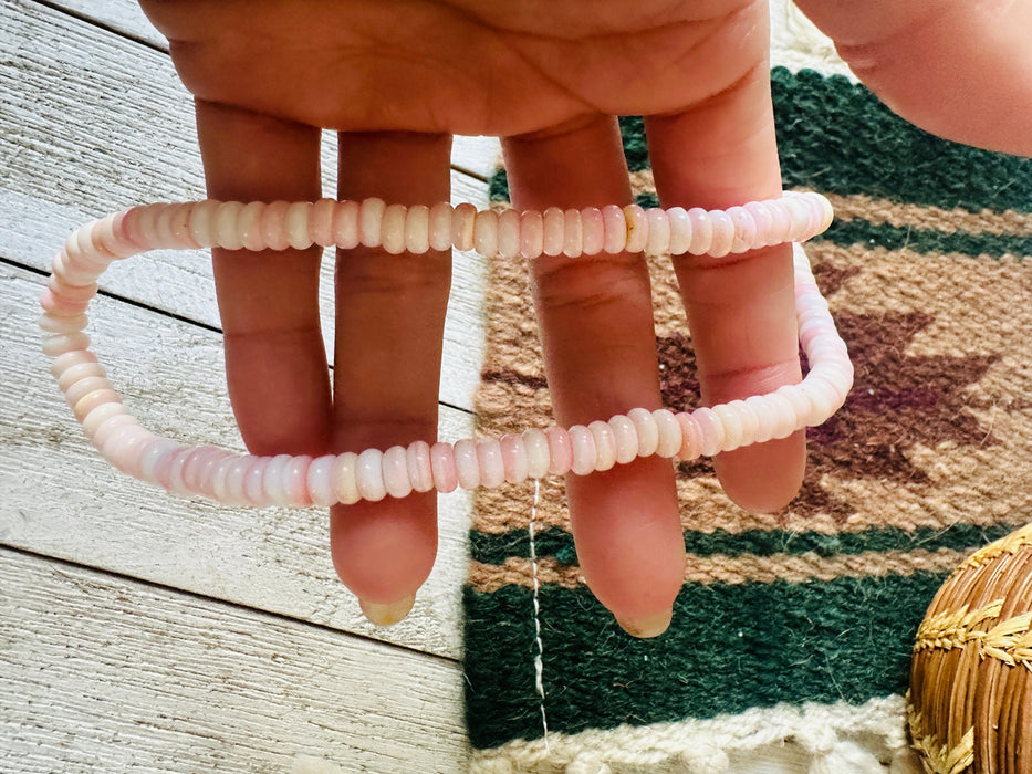 Navajo Queen Pink Conch & Sterling Silver Beaded 14” Necklace