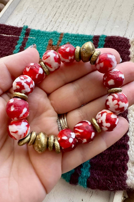 Handmade Recycled Glass Beaded Stretch Bracelet RED & WHITE