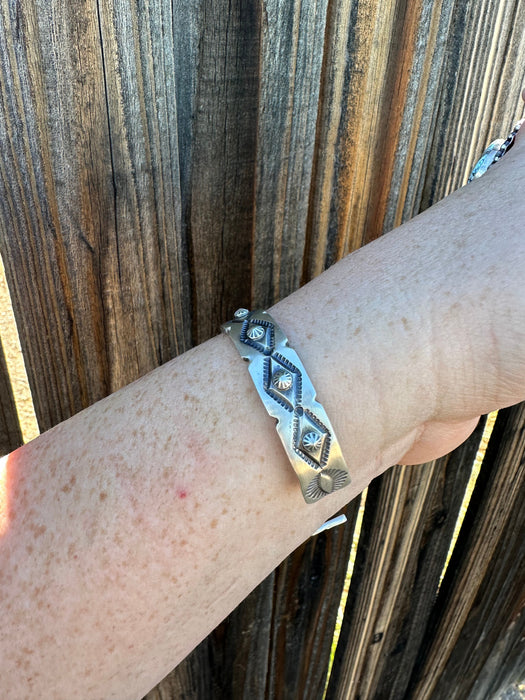 Beautiful Navajo Hand Stamped Bracelet Cuff Signed S.Tso