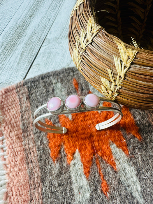 Navajo Queen Pink Conch Shell & Sterling Silver 3-Stone Cuff Bracelet