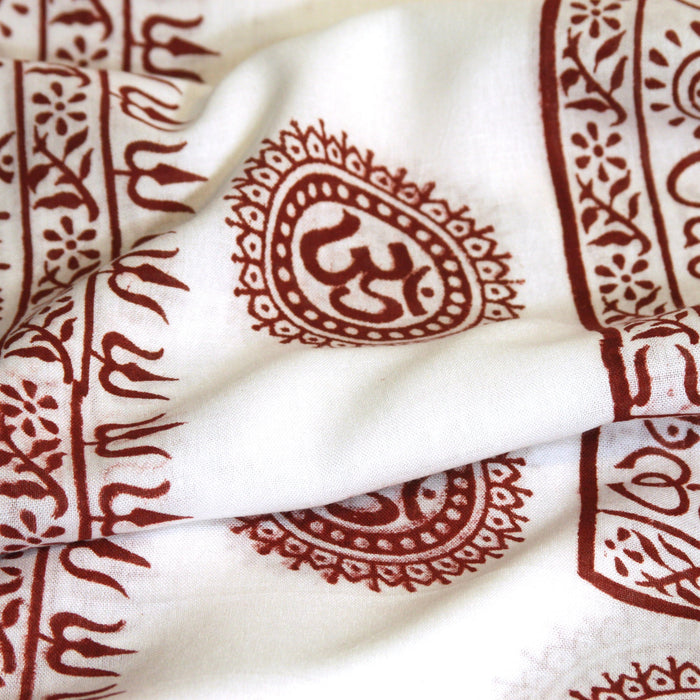 Meditation Yoga Prayer Shawl - Mantra Om - White Large