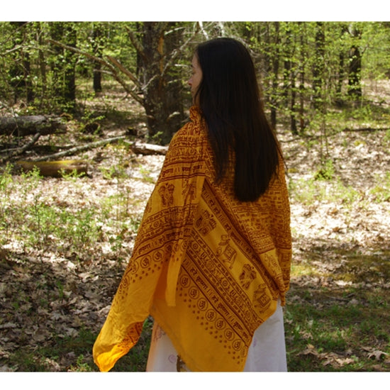 Meditation Yoga Prayer Shawl - Maha Mantra - Yellow Large