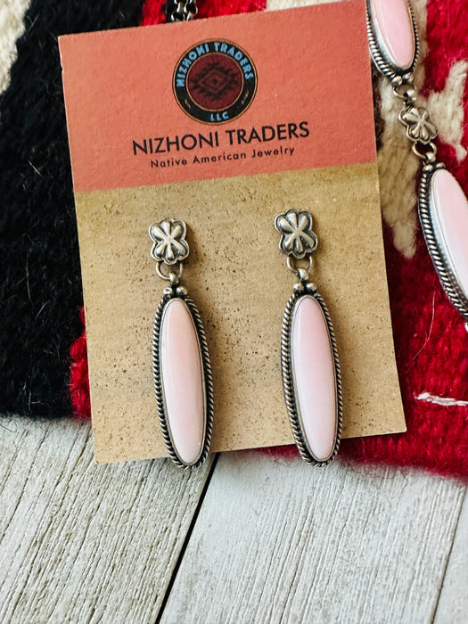 Navajo Queen Pink Conch & Sterling Silver Necklace Set