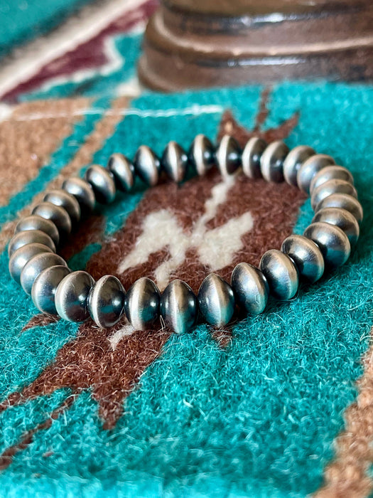 Vinita Cowboy Navajo Handmade 8mm Sterling Silver Beaded Stretch Bracelet