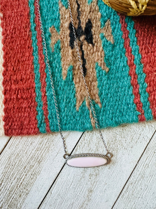 Navajo Sterling Silver & Queen Pink Conch Necklace