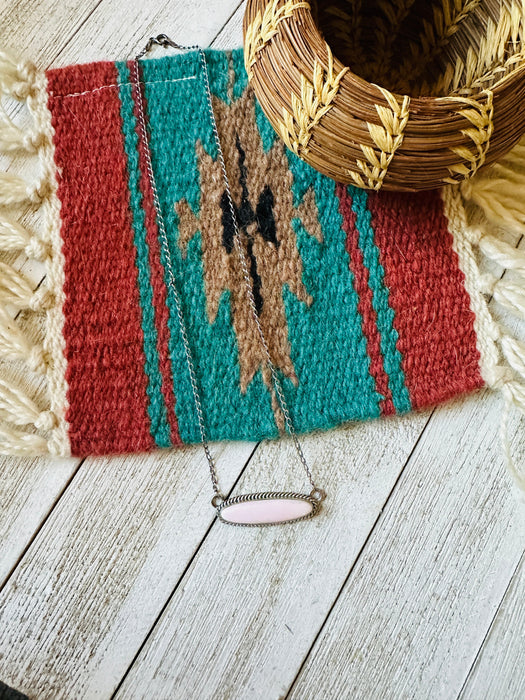 Navajo Sterling Silver & Queen Pink Conch Necklace