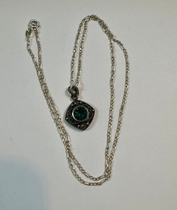 Blue Topaz pendant necklace 20” ￼