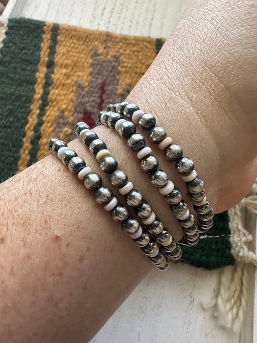 Navajo Pink Conch & Sterling Silver Beaded Bracelet