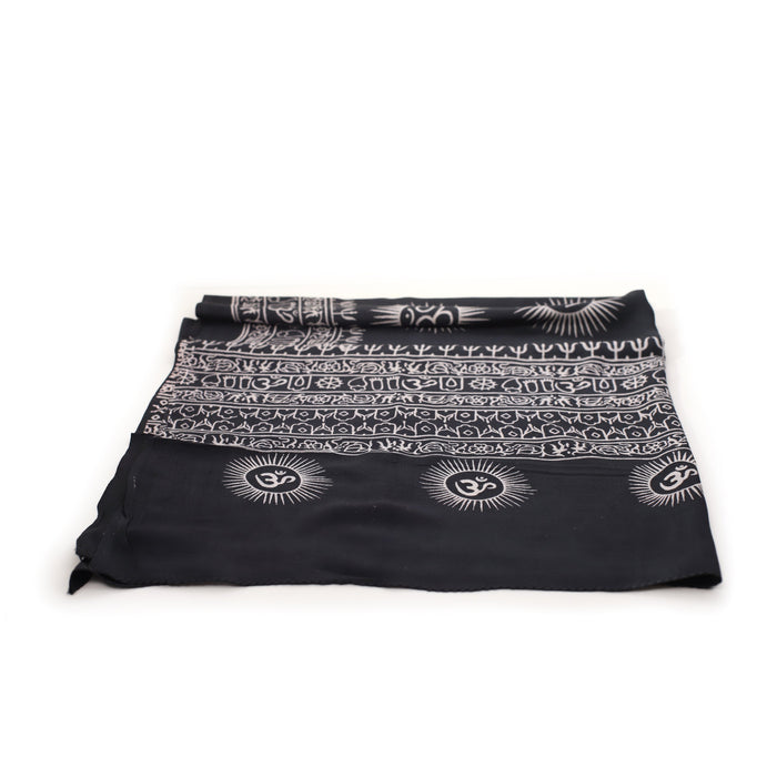 Meditation Yoga Prayer Shawl - Mantra Om - Black Large