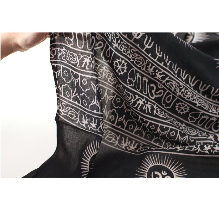 Meditation Yoga Prayer Shawl - Mantra Om - Black Large