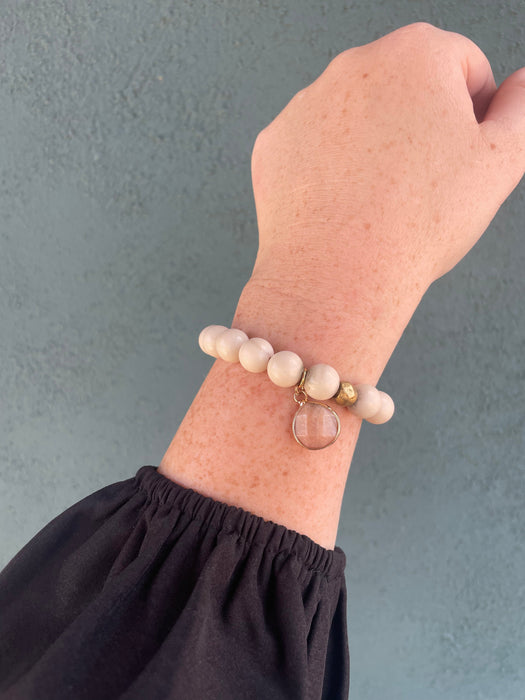 Handmade Beaded Stretch Bracelet White Howlite