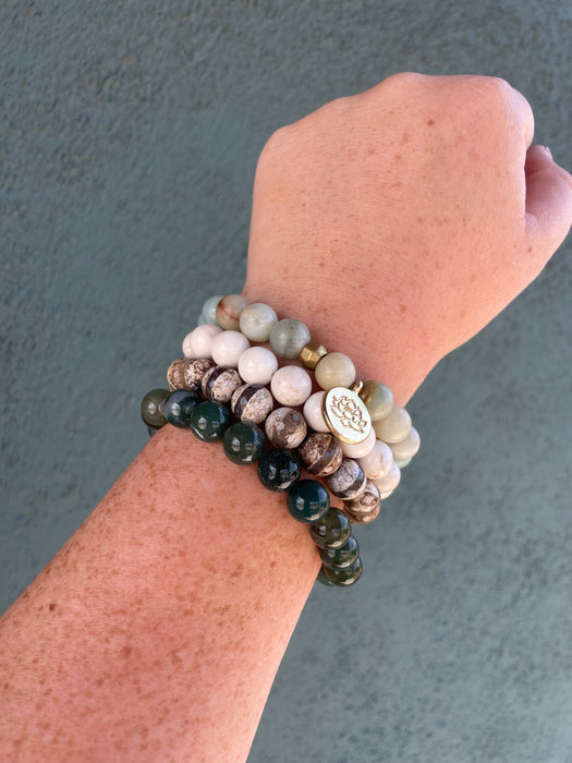 Handmade Beaded Stretch Bracelet White Howlite