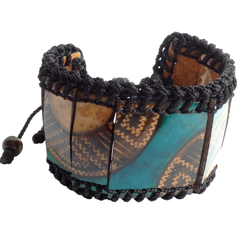 <center>Large Gourd Adjustable Bracelet with Arc Design<br/>Handmade in Colombia<br/>8'' to 12-3/4'' long x 1-5/8'' wide</center>