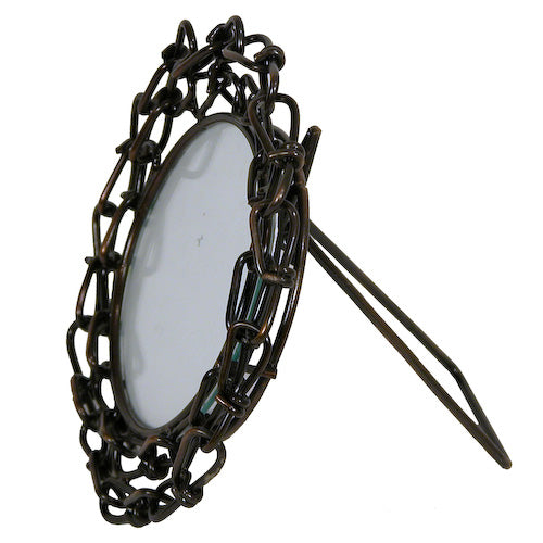 <center>Side View of Small Round Photo Frame made of Link Chain</br>Interior of Frame Measures 3-1/2" diameter</br>Entire Frame Measures 5-3/4" diameter x 4-1/2" deep</centerr>