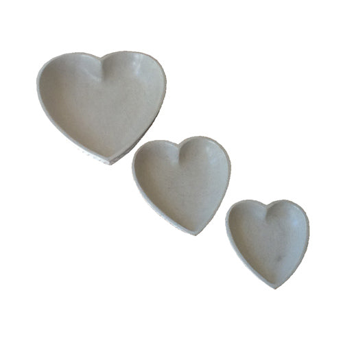 <center>White Heart Soapstone Dish</br>Small -1 1/8'' high x 3 3/8'' wide x 3 7/8'' deep</br>Medium -1 1/2'' high x 4 3/8''wide x 5'' deep</br>Large -1 3/4'' high x 6'' wide x 6 1/2'' deep</br>Crafted by Artisans in Haiti</center>
