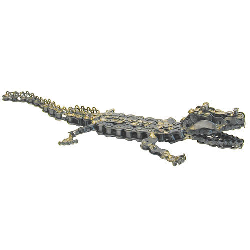 <center>Alligator Junkyard Critter Crafted by Artisans in India</br> Measures: 2-1/2" high x 13-1/2" long x 5" wide</center>