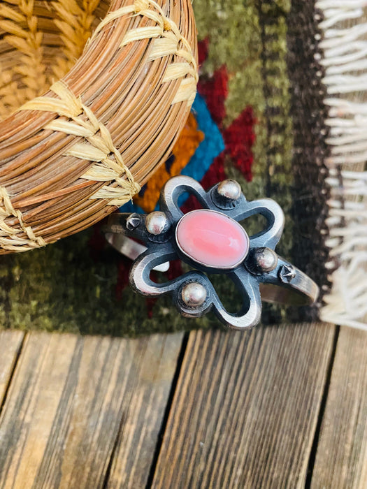 Navajo Queen Pink Conch Shell & Sterling Silver Cuff Bracelet By Chimney Butte