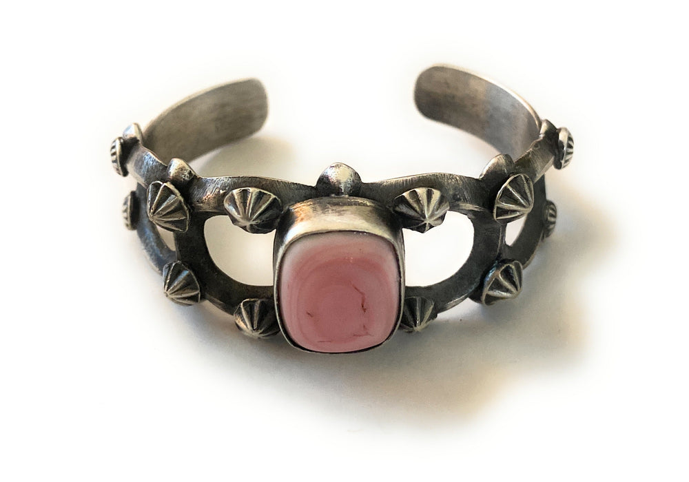 Navajo Queen Pink Conch Shell & Sterling Silver Cuff Bracelet By Chimney Butte