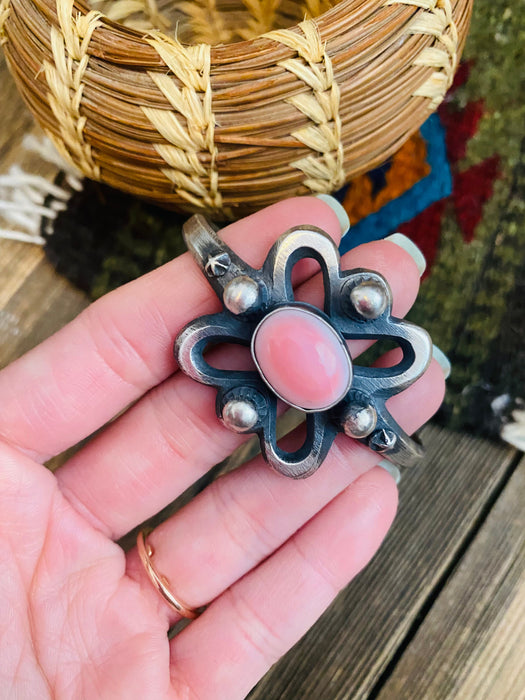 Navajo Queen Pink Conch Shell & Sterling Silver Cuff Bracelet By Chimney Butte