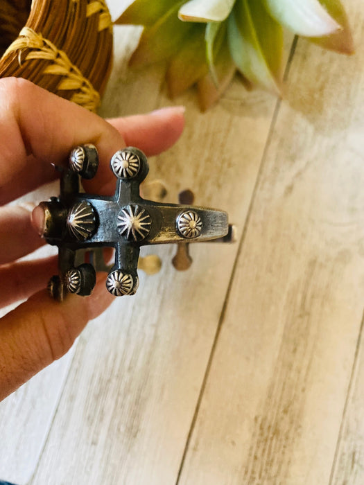 Navajo Queen Pink Conch Shell & Sterling Silver Cuff Bracelet by Chimney Butte