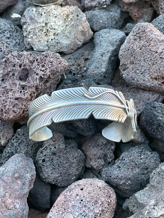 Navajo Sterling Silver Hand Crafted Feather Bracelet Cuff