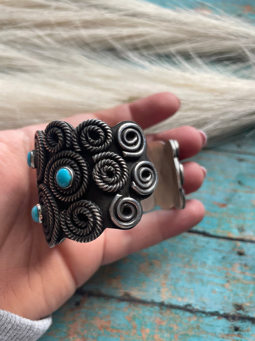 Leander Tahe Turquoise & Sterling Silver Spiral Navajo Bracelet Signed