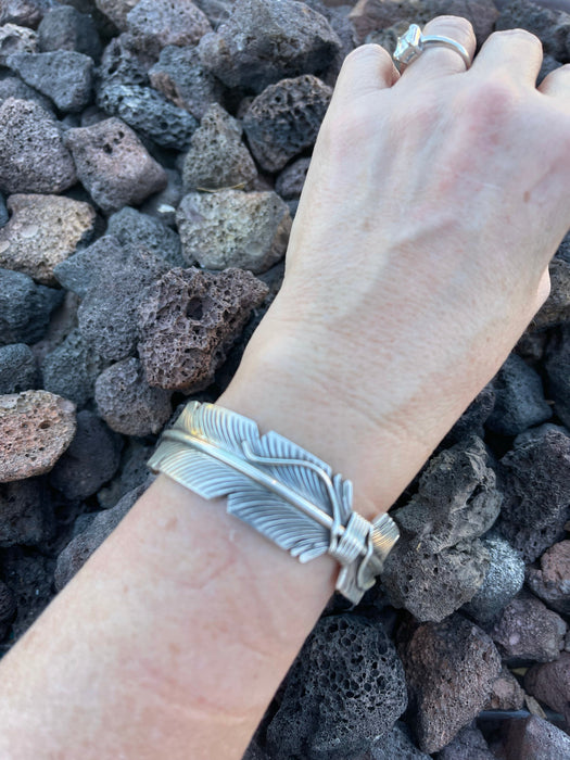 Navajo Sterling Silver Hand Crafted Feather Bracelet Cuff