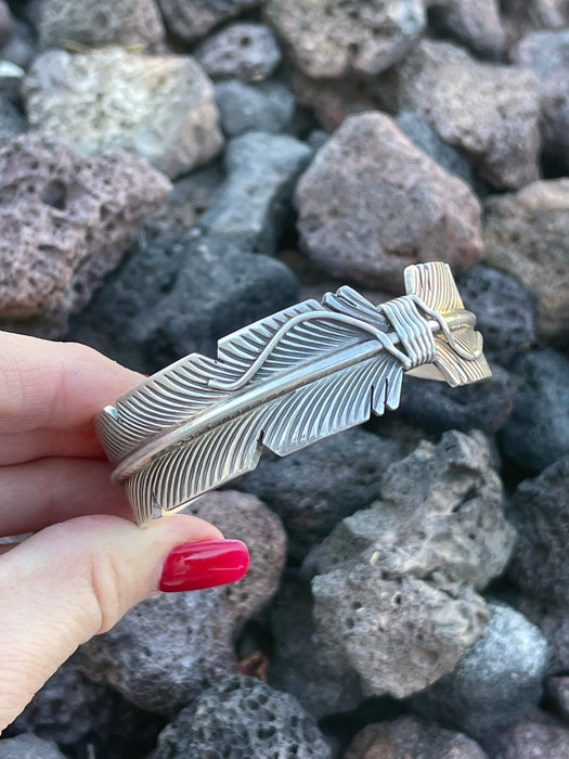 Navajo Sterling Silver Hand Crafted Feather Bracelet Cuff